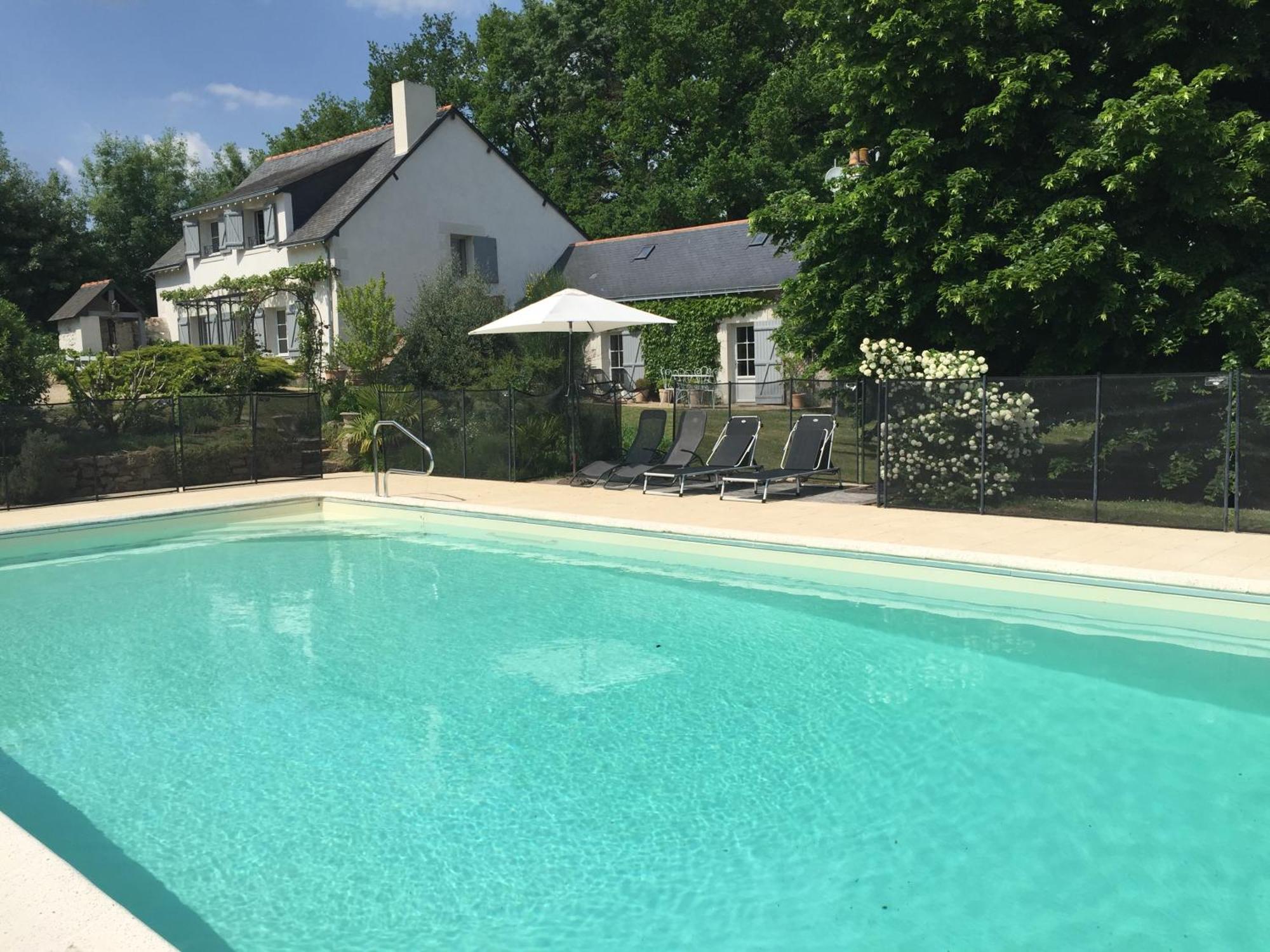 La Butte De Gohier Bed & Breakfast Blaison Exterior photo
